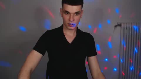 Snapshot of jamesstone49 chatting on October 31, 3:24 pm JamesOn online show from October 31, 3:24 pm