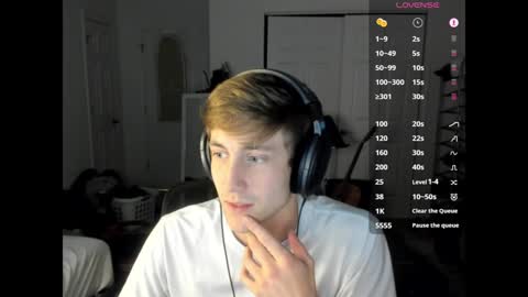 Snapshot of jamesterl chatting on February 2, 10:28 pm Jamesterl online show from February 2, 10:28 pm