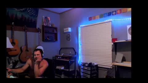Snapshot of jameswebbscope chatting on May 20, 11:05 am Jameswebbscope online show from May 20, 11:05 am