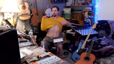 Snapshot of jameswebbscope chatting on July 14, 6:40 am Jameswebbscope online show from July 14, 6:40 am