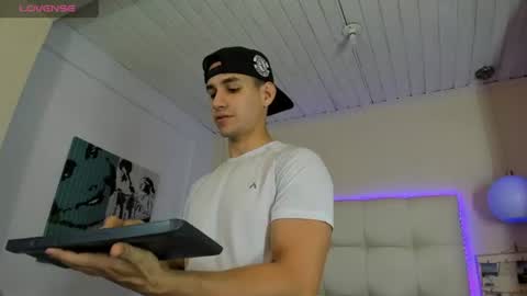 --- James --- online show from July 17, 8:57 pm