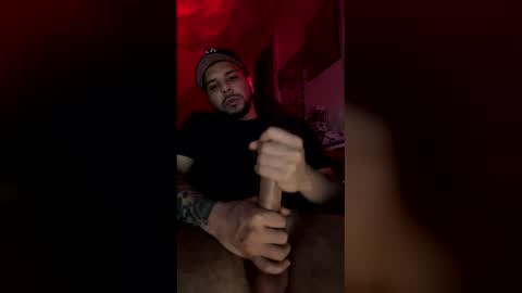 Snapshot of jamezmorales97 chatting on March 21, 4:28 am jamezmorales97 online show from March 21, 4:28 am