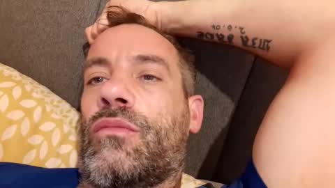 Snapshot of jamie198307 chatting on October 1, 10:16 pm jamie198307 online show from October 1, 10:16 pm