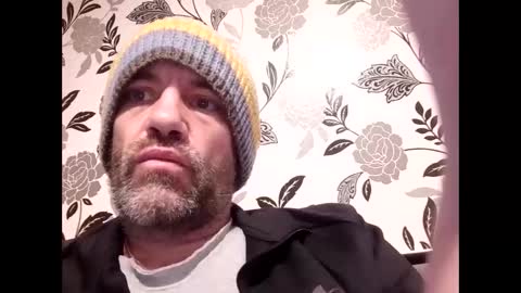 Snapshot of jamie198307 chatting on March 12, 1:23 am jamie198307 online show from March 12, 1:23 am