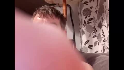 Snapshot of jamie198307 chatting on March 17, 1:21 am jamie198307 online show from March 17, 1:21 am