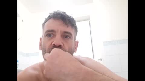 Snapshot of jamie198307 chatting on April 1, 8:17 pm jamie198307 online show from April 1, 8:17 pm