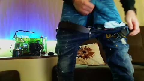 Robbie online show from March 6, 8:48 pm