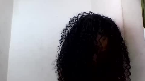 jamila531017 online show from May 26, 9:55 pm