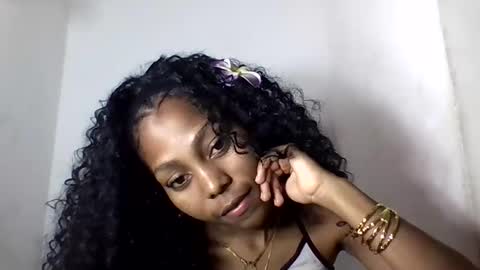 jamila531017 online show from May 29, 7:34 pm