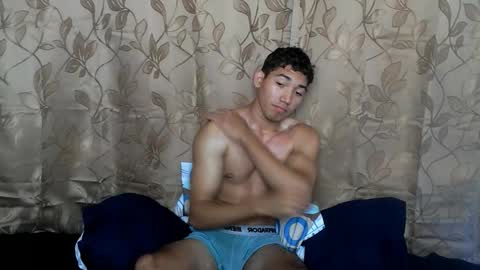 Jamithindependent model online show from February 25, 1:54 pm