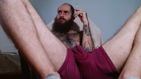 Snapshot of jammes_owen chatting on March 18, 5:27 pm Jammes. online show from March 18, 5:27 pm