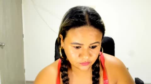 jan_milkhot online show from April 7, 4:35 am