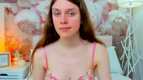 Snapshot of jane__brown chatting on May 22, 12:33 pm Jane online show from May 22, 12:33 pm