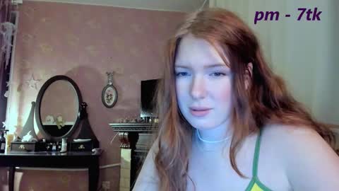 Snapshot of jane_and_star chatting on March 3, 5:18 pm Star online show from March 3, 5:18 pm