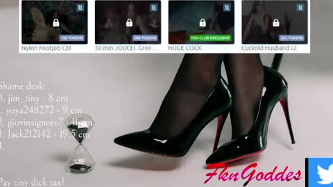 Snapshot of jane_goddes chatting on April 15, 7:58 pm Rude and greedy bitch Professor of Micropenisology online show from April 15, 7:58 pm