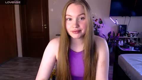 Snapshot of janeblossomhot chatting on June 8, 2:50 pm Jane online show from June 8, 2:50 pm