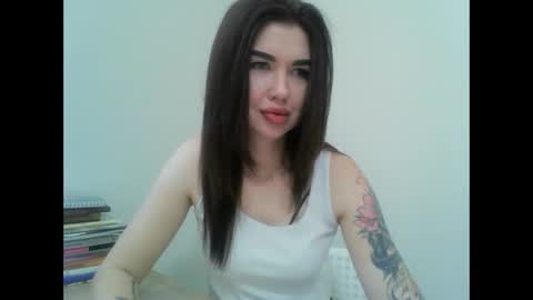 janeessa online show from April 17, 10:18 am