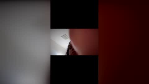 Snapshot of janemaggie chatting on February 9, 9:35 am MaggieJane online show from February 9, 9:35 am