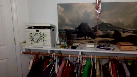 janicepepper online show from October 1, 3:40 pm