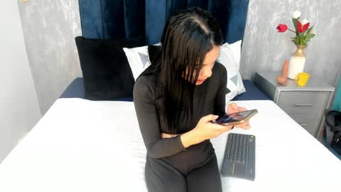 Janna  online show from April 2, 8:28 pm