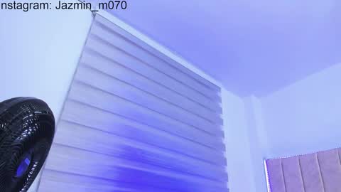 Snapshot of janne_moore chatting on March 7, 9:17 am Jane online show from March 7, 9:17 am