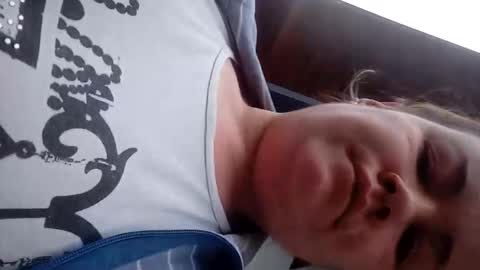 Snapshot of janneparker chatting on December 1, 7:57 am Janne online show from December 1, 7:57 am