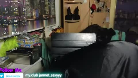 Jannet online show from April 2, 11:57 pm