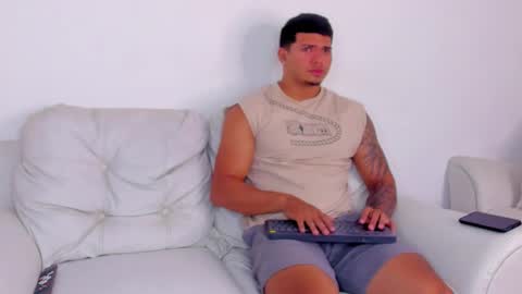 janomar01 online show from September 16, 6:42 pm