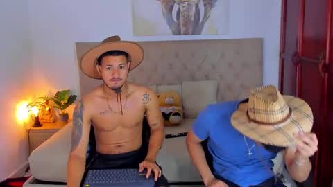 janomar01 online show from October 22, 6:40 pm