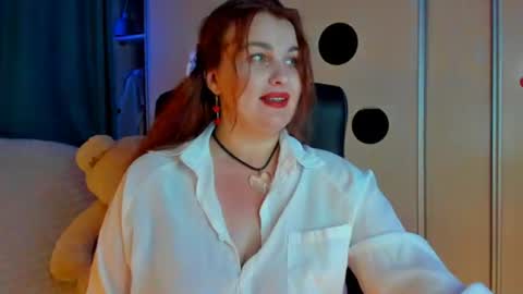 Snapshot of jansylines chatting on June 13, 5:33 pm JansyLines online show from June 13, 5:33 pm