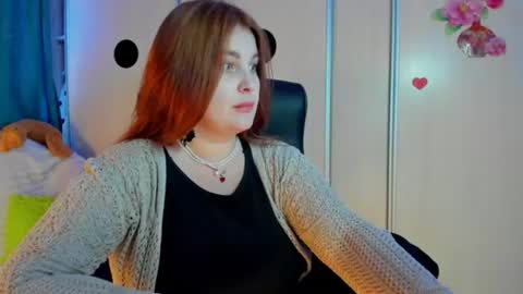 Snapshot of jansylines chatting on June 18, 4:22 pm JansyLines online show from June 18, 4:22 pm