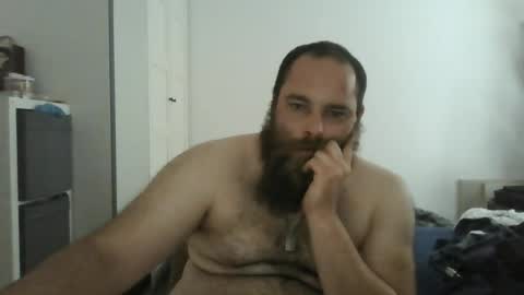 Snapshot of januszcygan chatting on June 13, 11:52 am januszcygan online show from June 13, 11:52 am