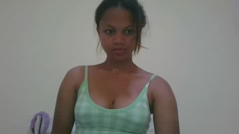 Snapshot of jarevava chatting on October 6, 3:59 am Jarevava online show from October 6, 3:59 am