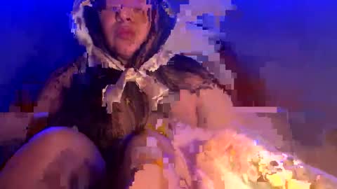Snapshot of jasmin420r chatting on June 1, 12:56 am jasmin420r online show from June 1, 12:56 am