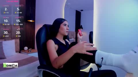 Snapshot of jasmin_adams chatting on June 30, 12:06 pm Jasmin online show from June 30, 12:06 pm