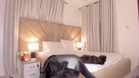 Snapshot of jasmin_melons chatting on February 19, 1:45 am jasmin_melons online show from February 19, 1:45 am