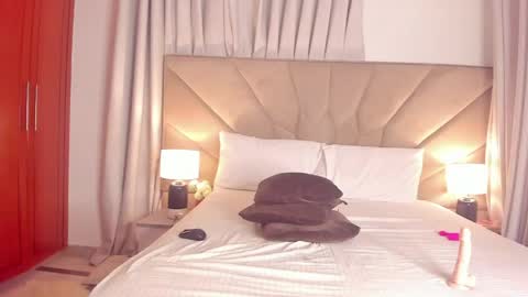 jasmin_melons online show from May 10, 3:06 pm
