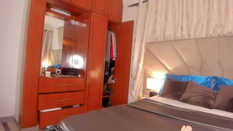 jasmin_melons online show from July 23, 3:48 am