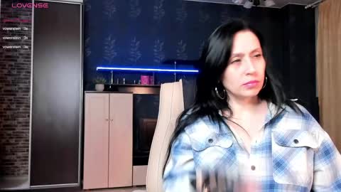 jasmin_milf online show from March 24, 5:18 pm
