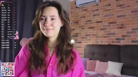 Chloe online show from October 7, 6:32 am