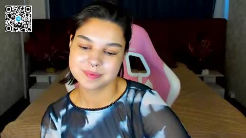 Snapshot of jasmine_burke chatting on July 23, 1:58 am Jasmine Burke online show from July 23, 1:58 am