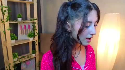 Snapshot of jasminmandro chatting on June 12, 7:57 pm Fantastic Jasmin online show from June 12, 7:57 pm