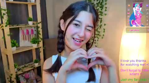 Snapshot of jasminmandro chatting on June 16, 8:33 pm Fantastic Jasmin online show from June 16, 8:33 pm