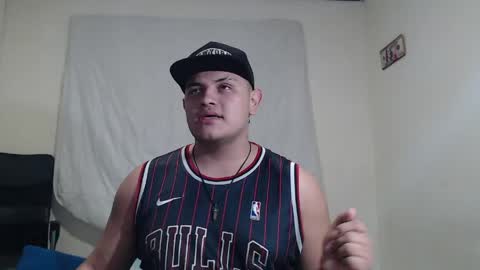 jason_boy_ online show from May 2, 5:01 am
