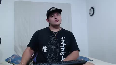Snapshot of jason_boy_ chatting on June 23, 5:05 am jason_boy_ online show from June 23, 5:05 am