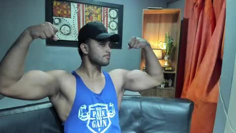 Snapshot of jason_risto chatting on May 7, 6:30 am jason_risto online show from May 7, 6:30 am
