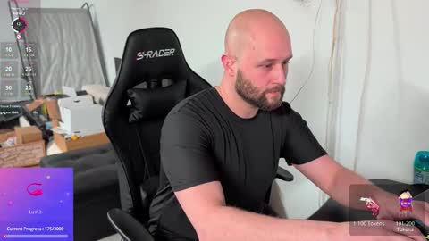 Snapshot of jasontoohardholly chatting on February 12, 4:51 am Jasontoohardholly online show from February 12, 4:51 am