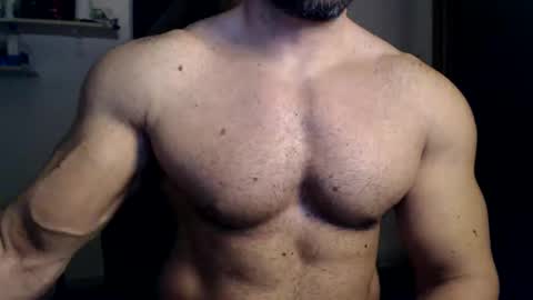 Snapshot of jasphermscl chatting on February 14, 3:03 am JaspherMscl online show from February 14, 3:03 am