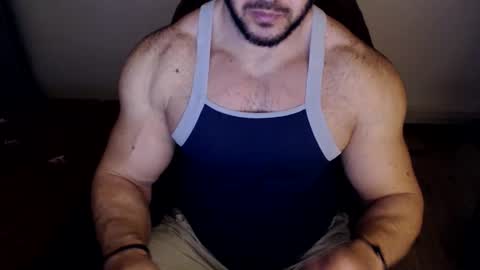 Snapshot of jasphermscl chatting on February 17, 9:10 pm JaspherMscl online show from February 17, 9:10 pm