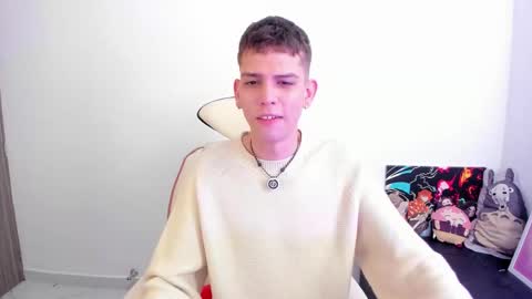 Snapshot of jasson___ chatting on December 22, 12:02 pm jasson___ online show from December 22, 12:02 pm